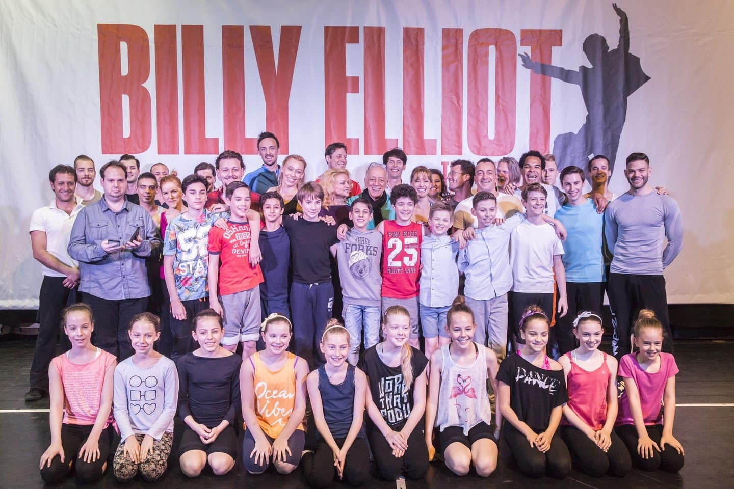 Full Cast2