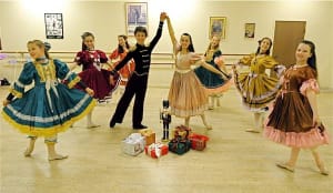 pacific-festival-ballet-nutcracker-stars-hogan-fulton-13-as-prince-2008