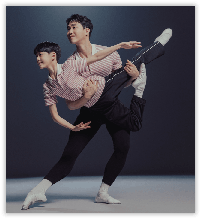 Kim Seung-ju as Billy with Older Billy Kim Myeong-yoon in Billy Elliot Seoul