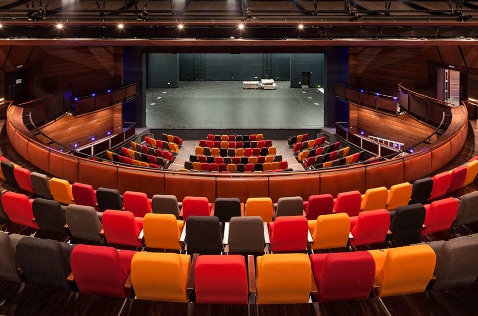 interior-asb-waterfront-theatre
