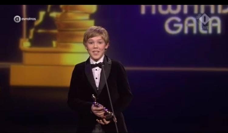 Carlos Wins Musical Award for Best Upcoming Young Talent